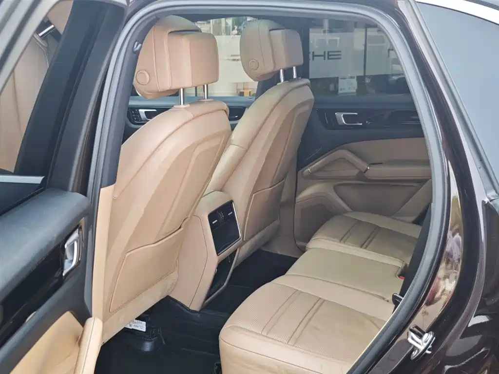 Porsche Cayenne 2018 Cayenne 3.0T фото 16