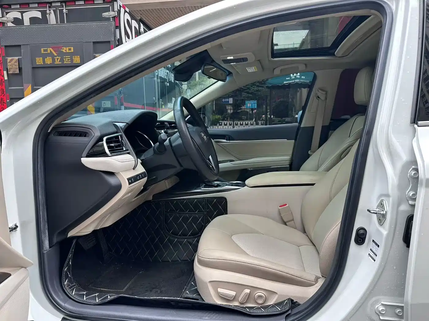 Toyota Camry 2019 2.0G Luxury Edition China VI фото 3