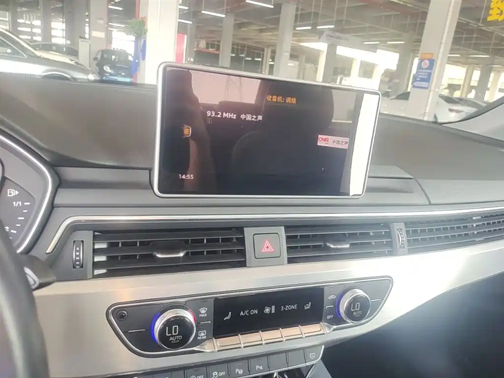 Audi A4L 2019 40 TFSI Fashion (China V) фото 13