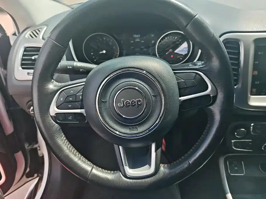 Jeep Compass 2017 2017 200T Automatic Family Edition