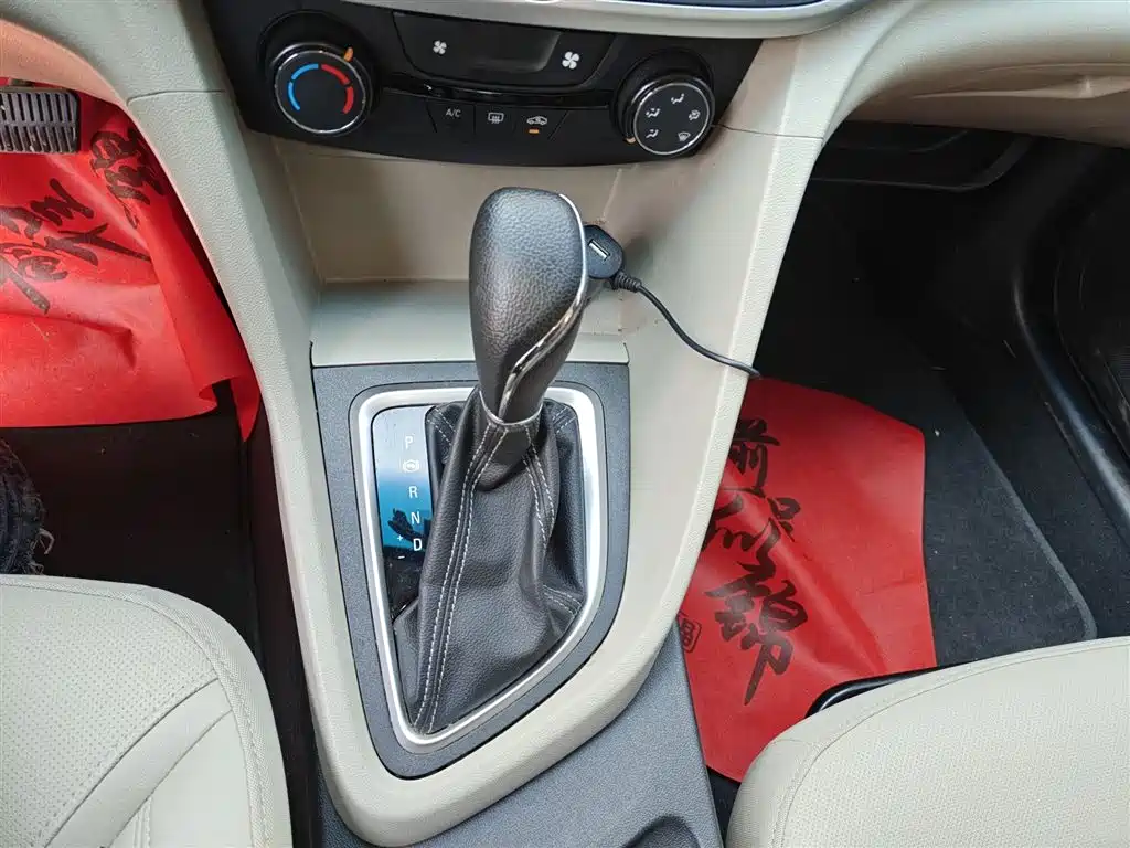 Buick Excelle 2021 Exemplar 1.5L Auto Elite фото 6