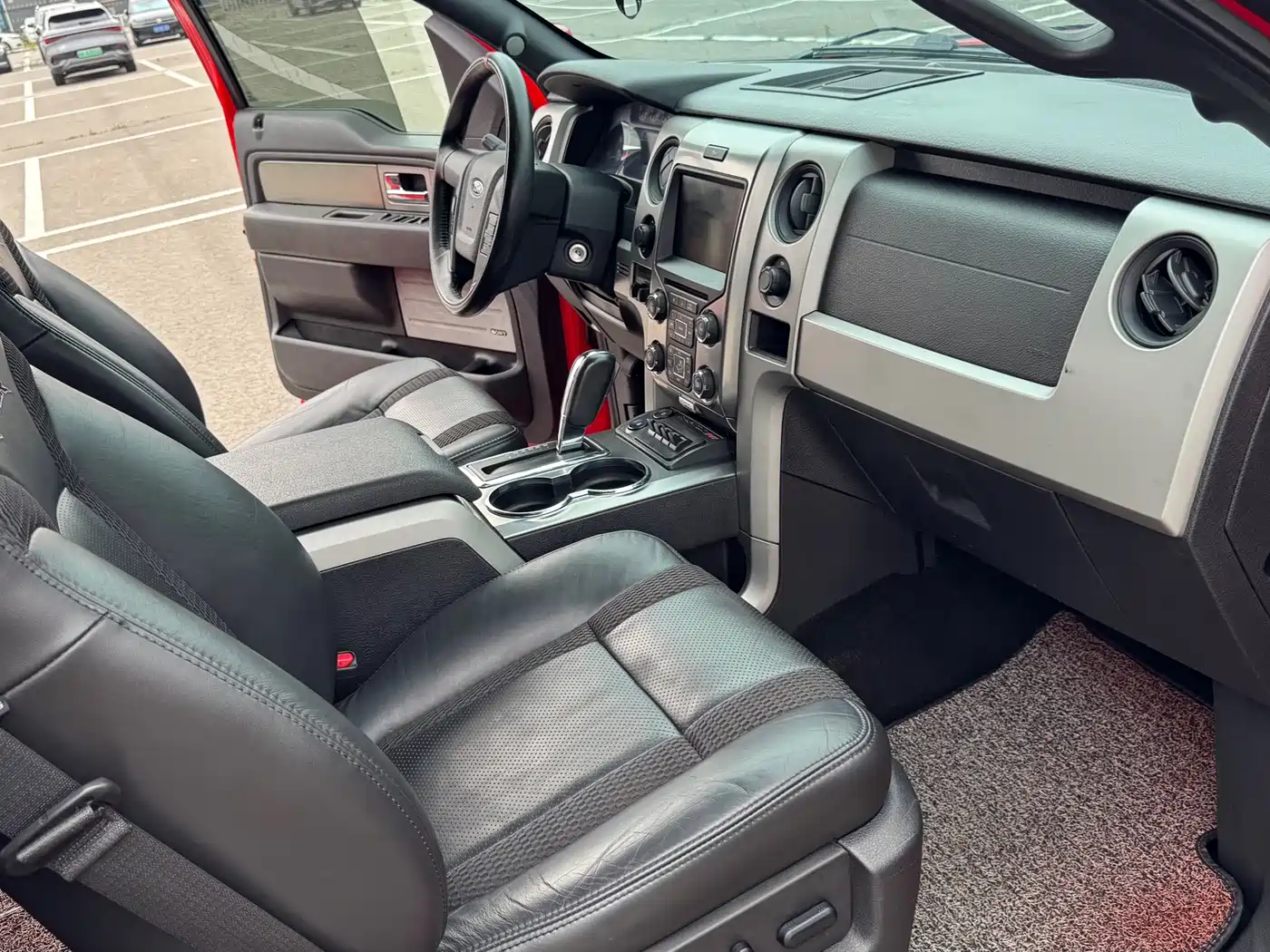 Ford F-150 Raptor 2013 2013 SVT Raptor SuperCab