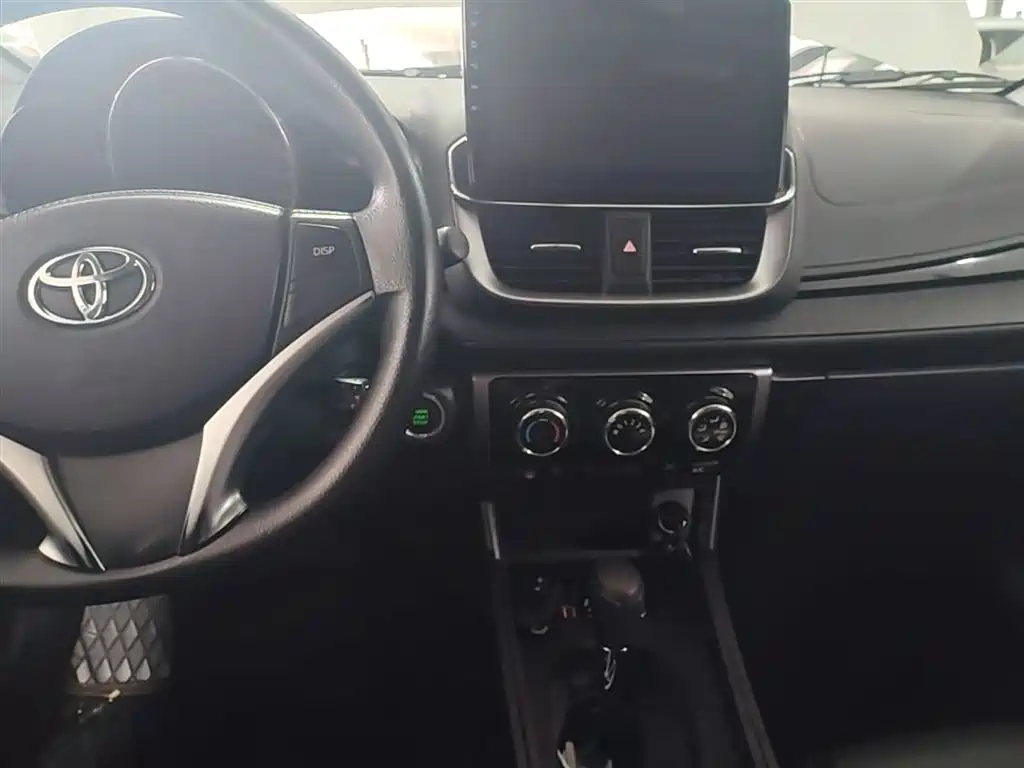 Toyota YARiS L Zhi Xuan 2022 Zhi Xuan X 1.5L CVT Luxury PLUS Edition фото 10