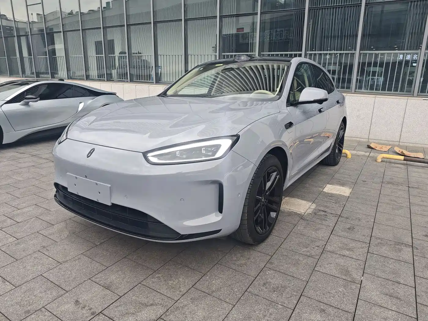 AITO Wenjie AITO M5 2024 Extended Range Max RS AWD Advanced Smart Driving Edition фото 8