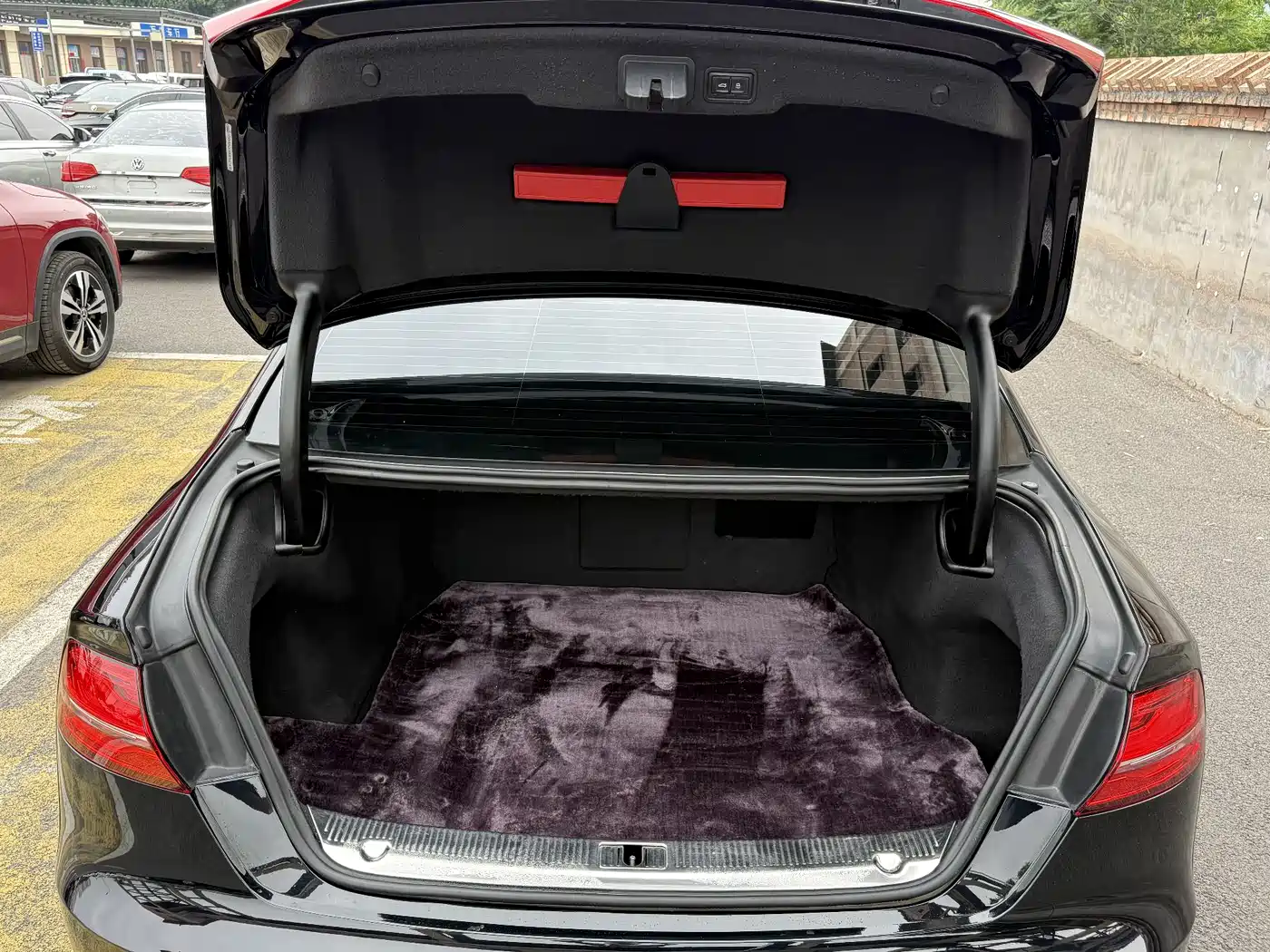 Audi A8 2014 A8L 45 TFSI quattro Exclusive фото 17