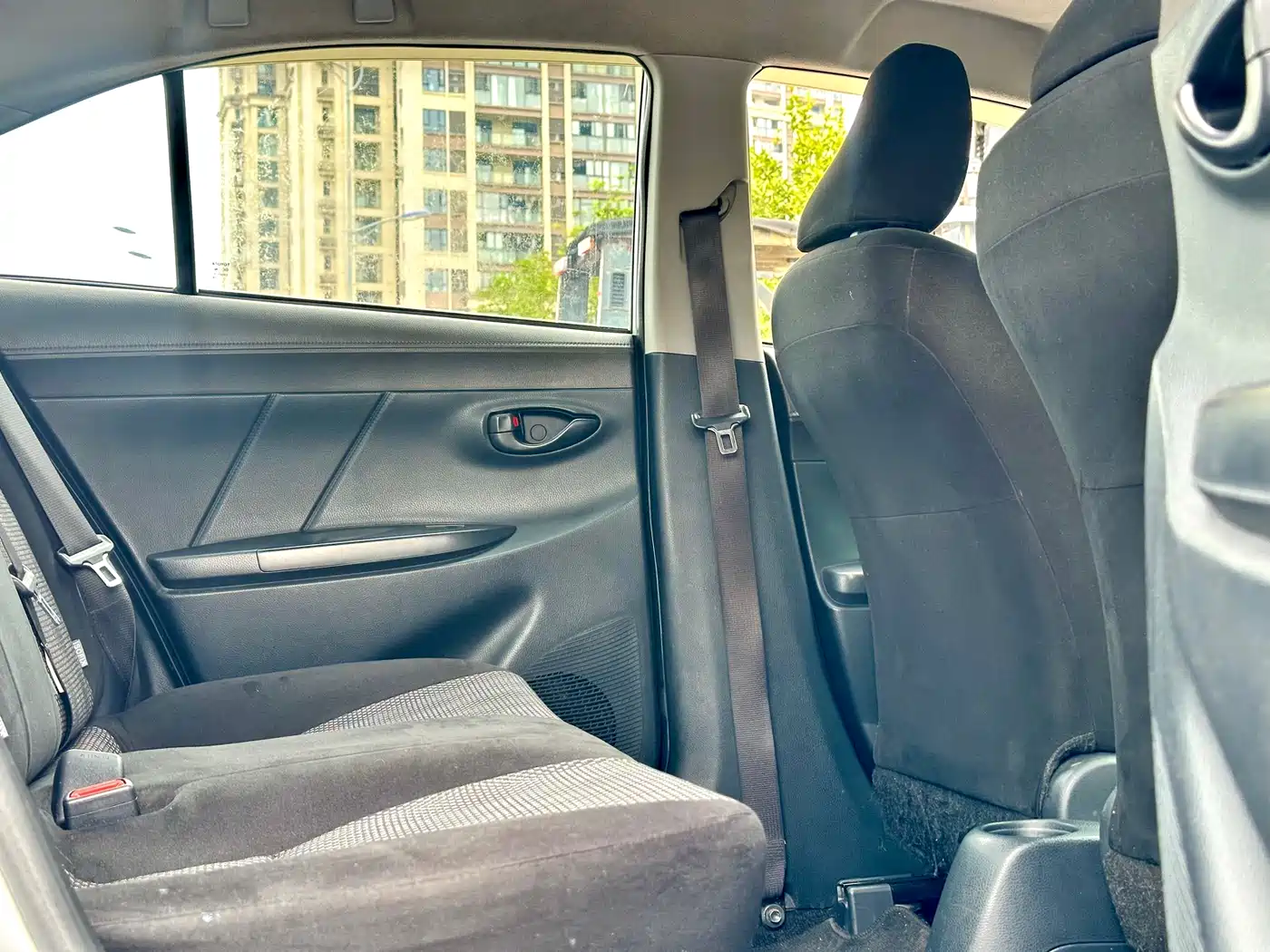 Toyota Vios 2016 1.5L Manual Zhi Zhen Xing Yao Edition фото 16