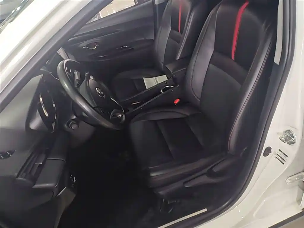 Toyota YARiS L Zhi Xuan 2022 Zhi Xuan X 1.5L CVT Luxury PLUS Edition фото 15