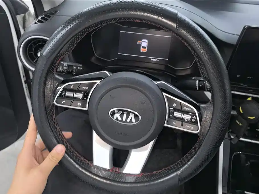 Kia K3 2019 1.5L CVT Smart Connect Edition фото 15