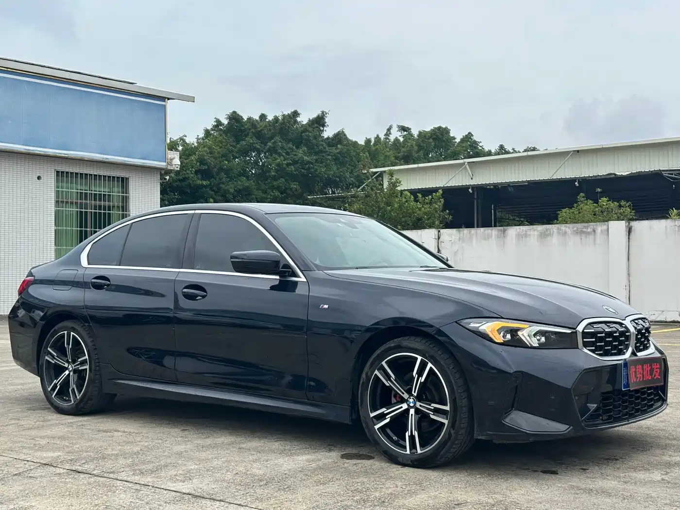 Фото 1 - BMW 3 Series