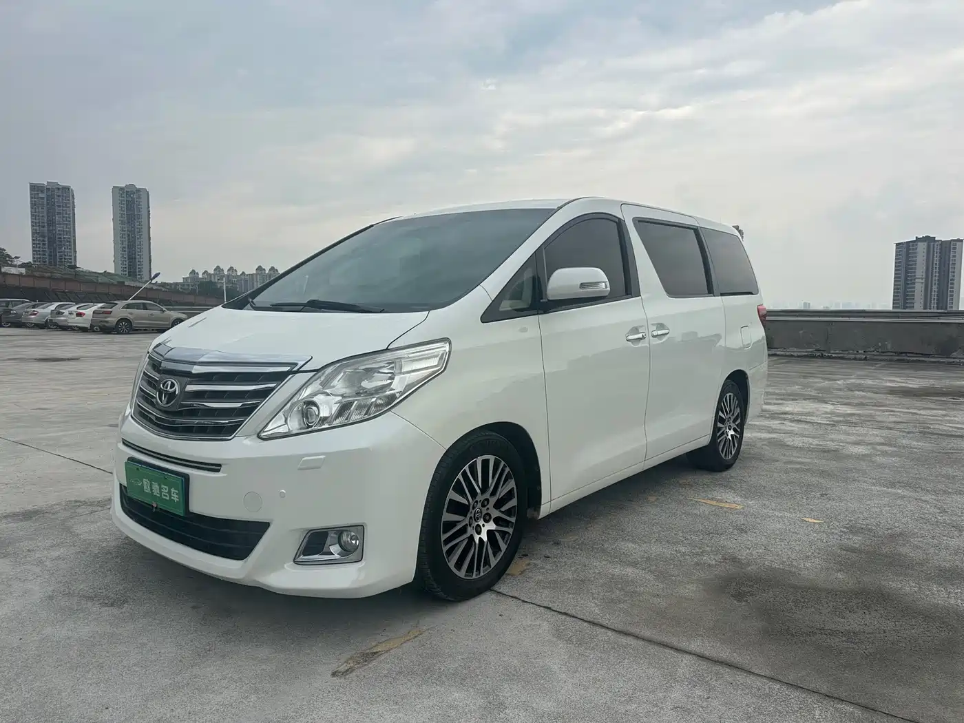 Toyota Alphard 2012 3.5L Luxury Edition