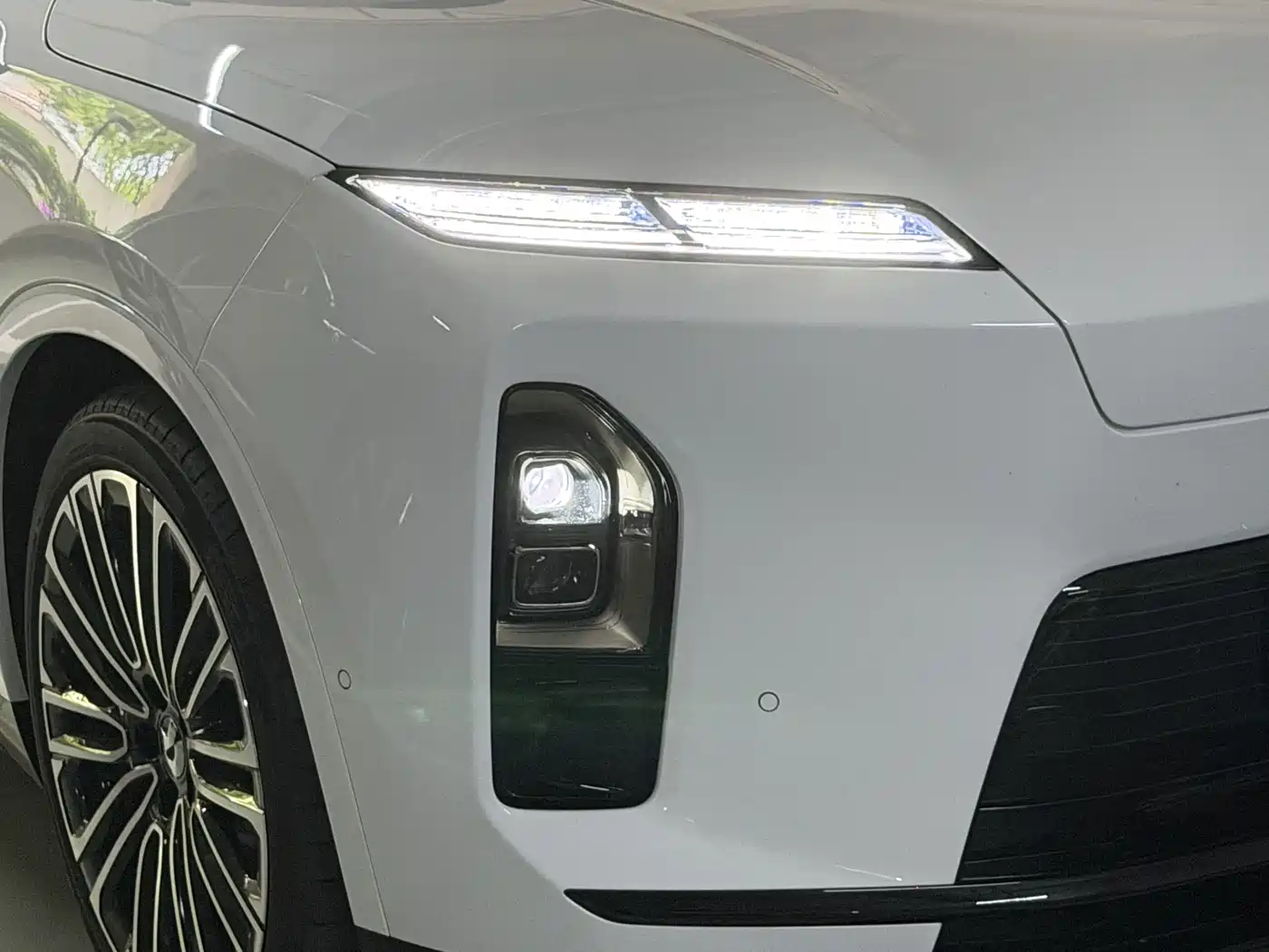 2026 NIO ES8