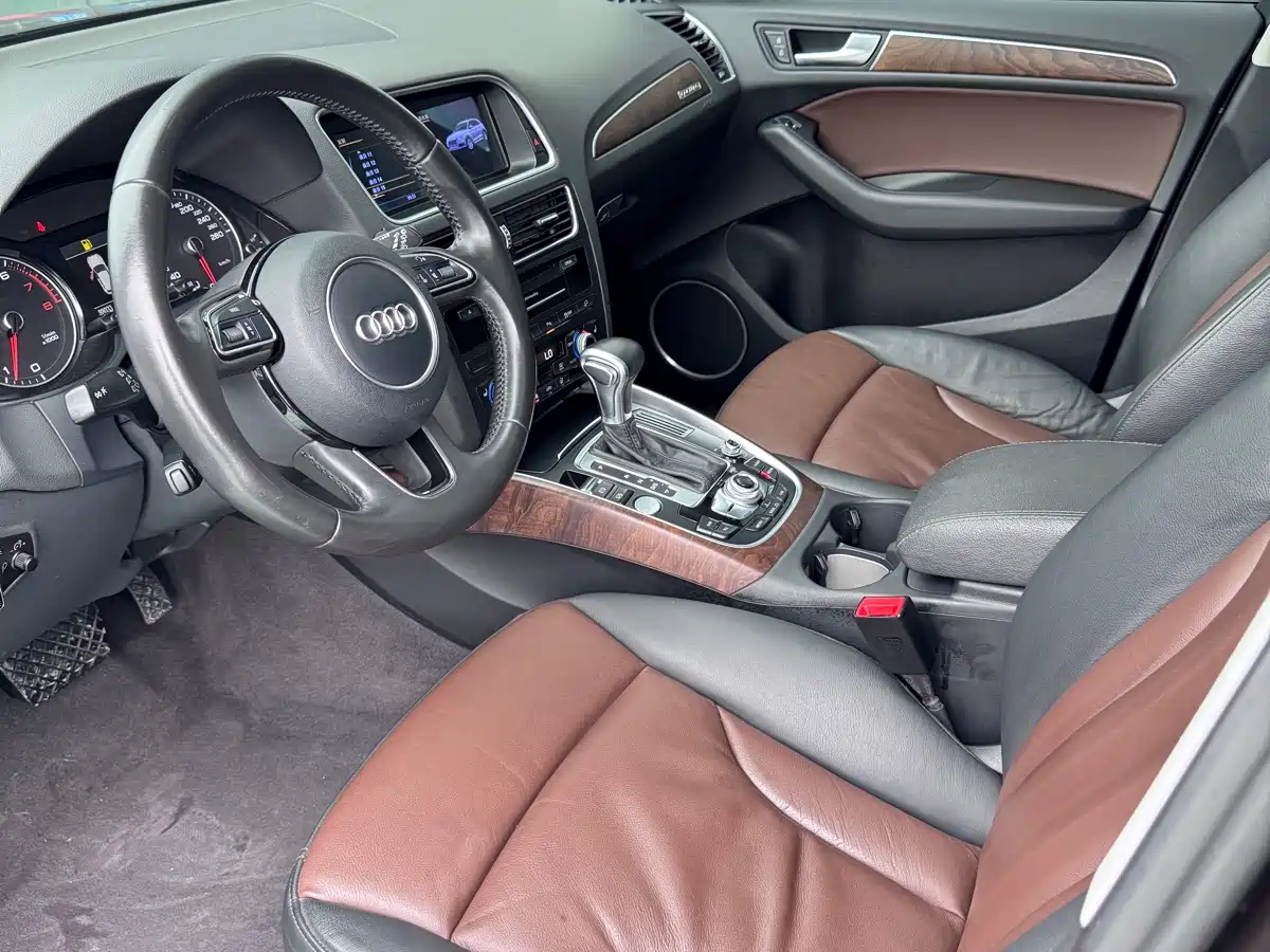 Audi Q5 2015 40 TFSI Comfort фото 10