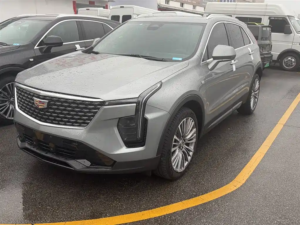 Cadillac XT4 2024 28T 2WD Premium фото 4