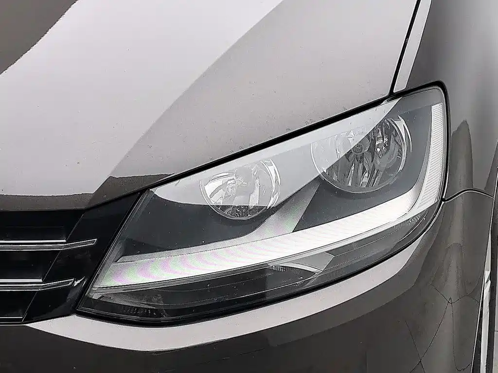 Photo 7 - Volkswagen Sharan