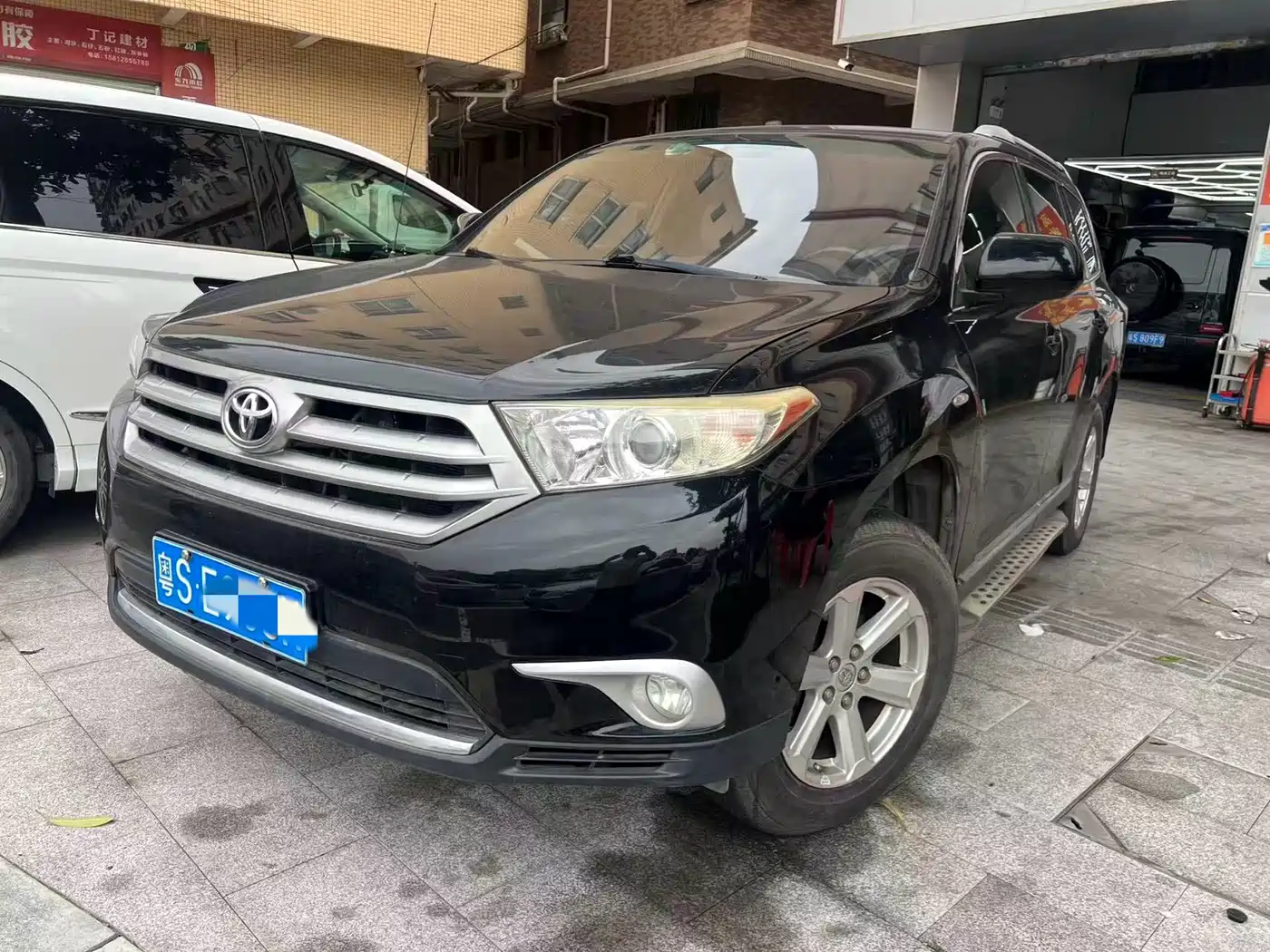 Toyota Highlander 2012 2.7L 2WD 7-Seat Elite