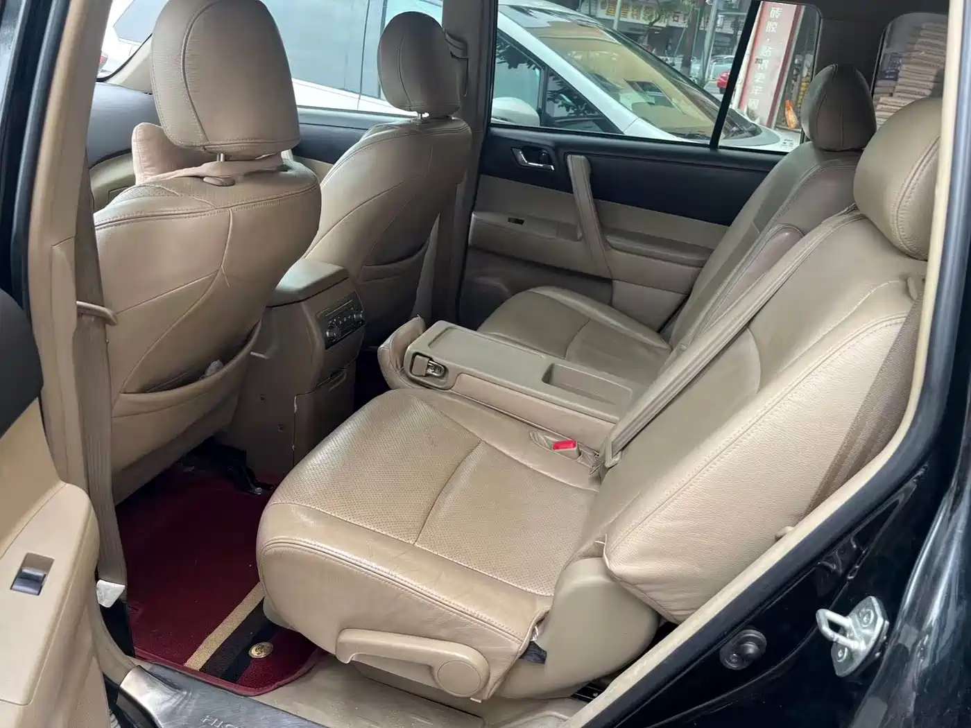 Toyota Highlander 2012 2.7L 2WD 7-Seat Elite фото 7