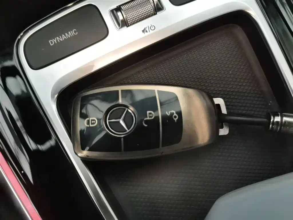 Mercedes-Benz GLB 2024 Facelift GLB 220 Style фото 9
