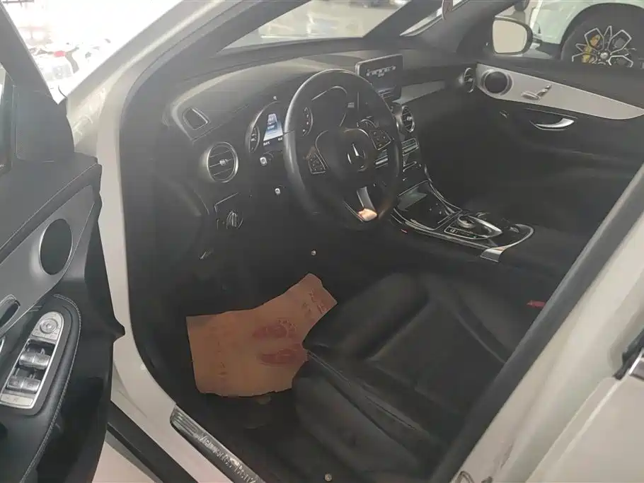 Mercedes-Benz GLC 2016 GLC 200 4MATIC фото 9
