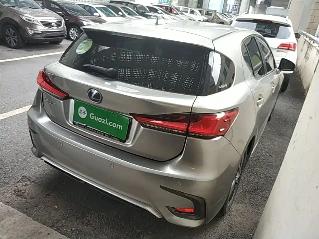 Lexus CT 2017 CT200h Comfort Edition (Single Color) China VI фото 7