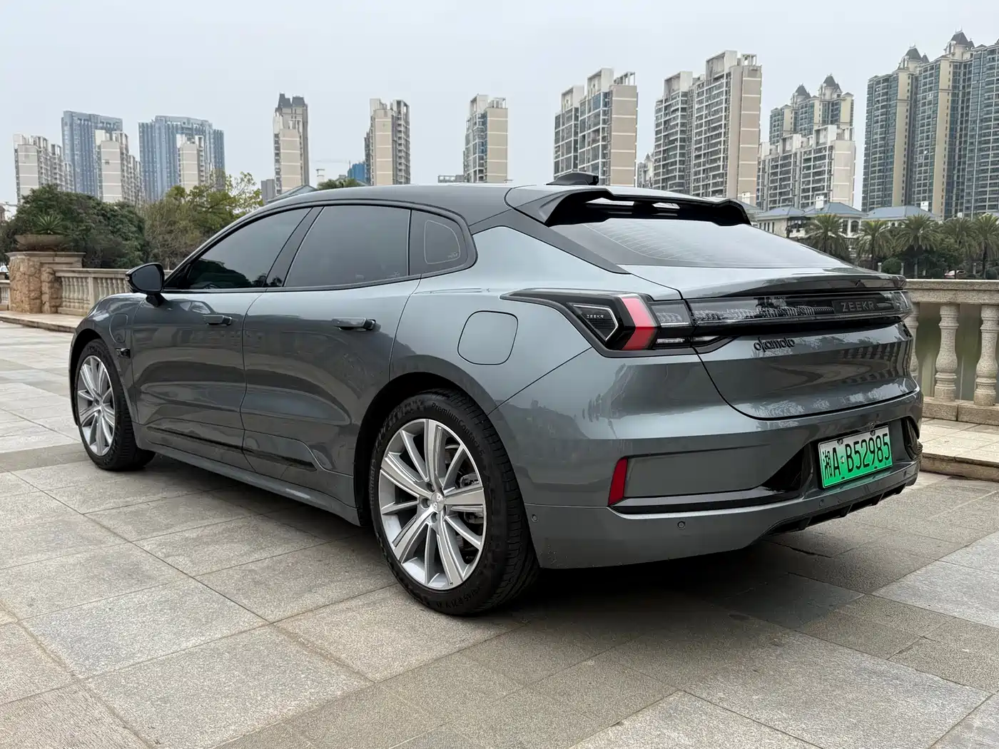 ZEEKR EXTREME KRYPTON 001