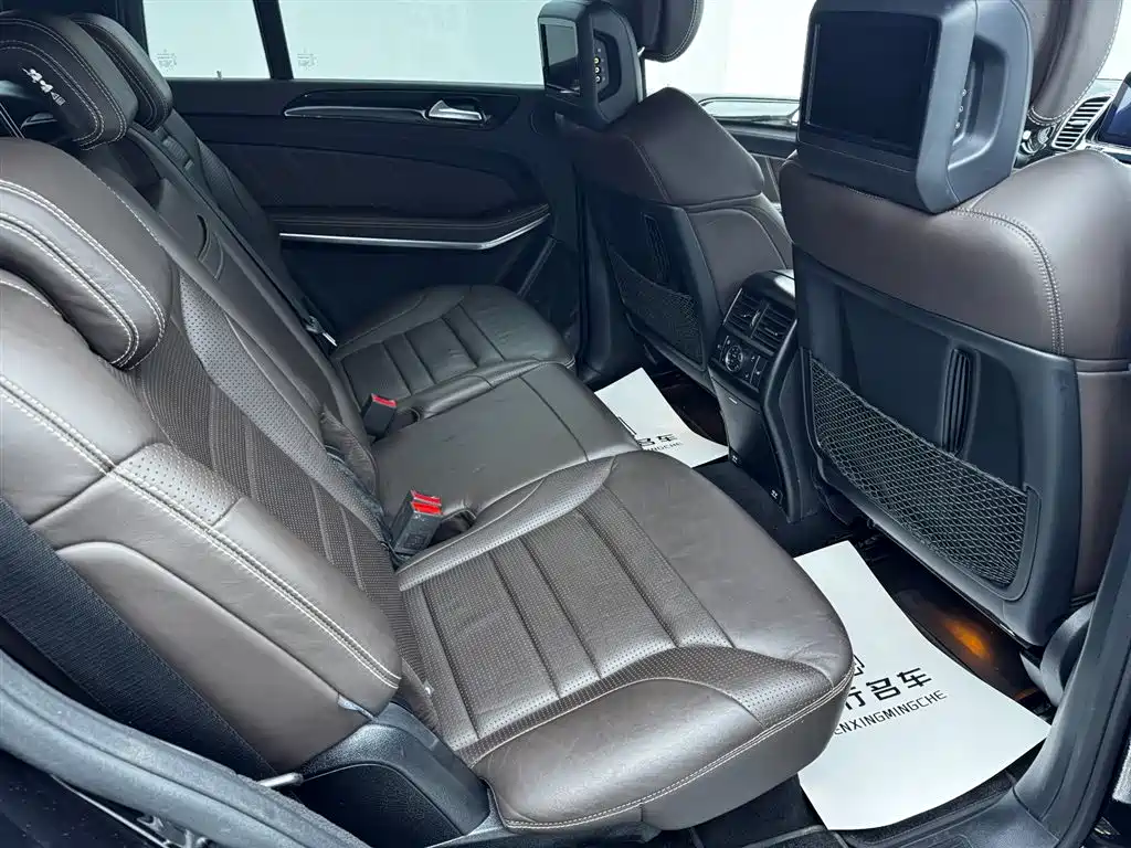 Mercedes-Benz GLS AMG 2016 AMG GLS 63 4MATIC фото 26
