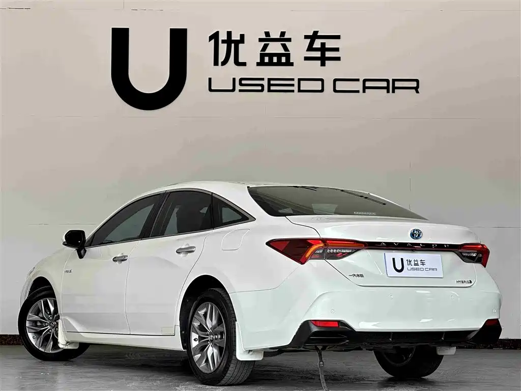 Toyota Avalon 2019 Hybrid 2.5L Luxury Edition China VI фото 7
