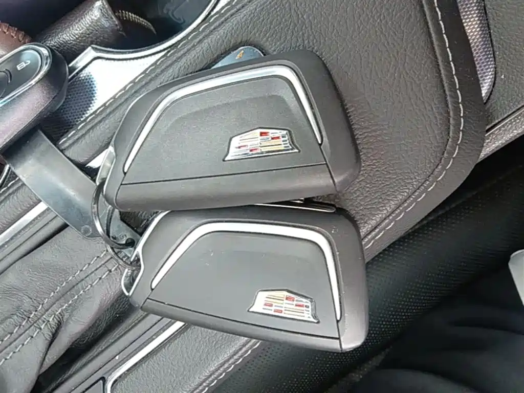 Cadillac CT4 2023 28T Luxury Model фото 9