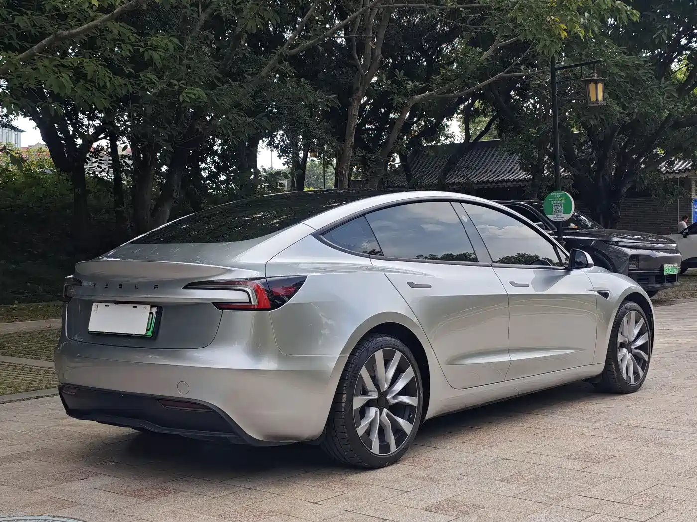 Tesla Model 3 2025 Model Rear-Wheel Drive Edition фото 6