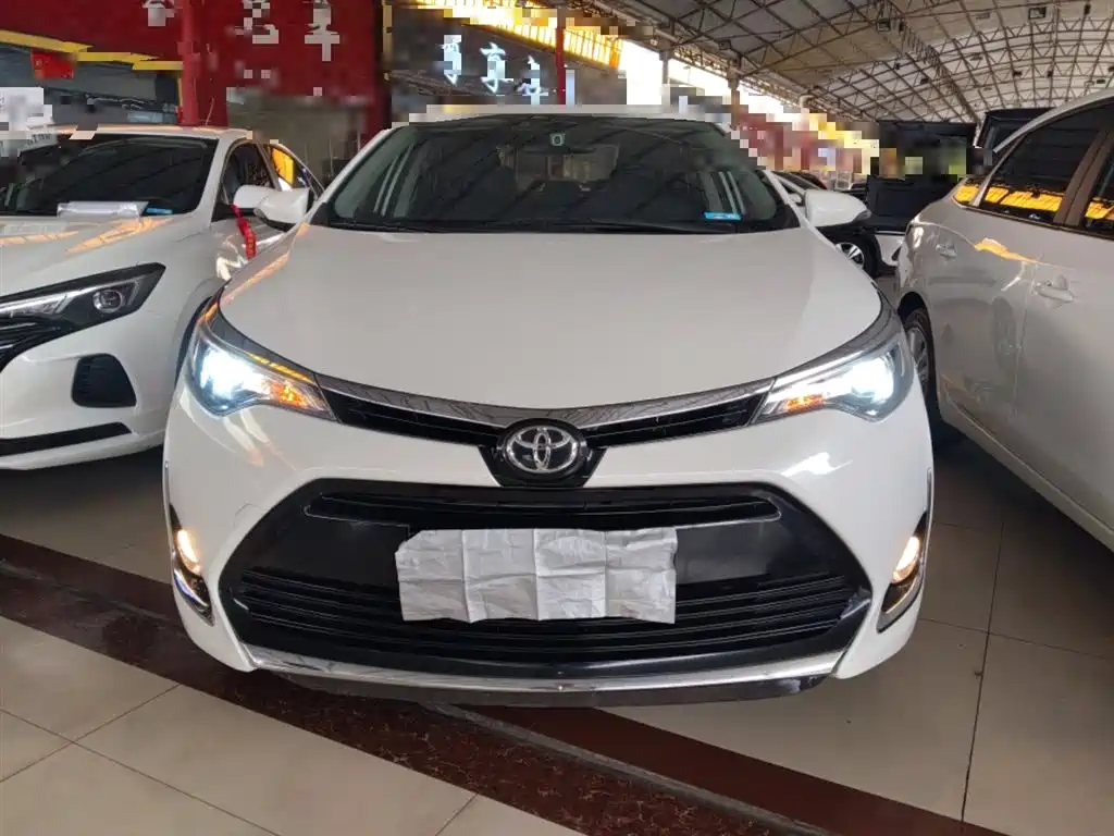 Toyota Levin 2017 Facelift 185T CVT Elite (China V) фото 3