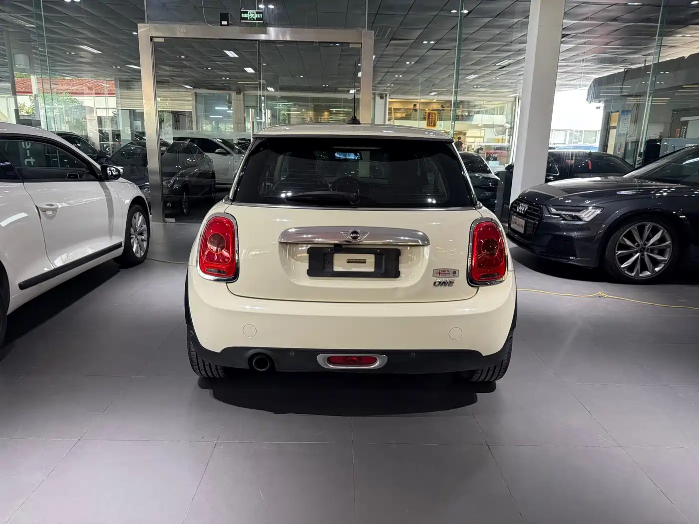 Фото 5 - MINI MINI