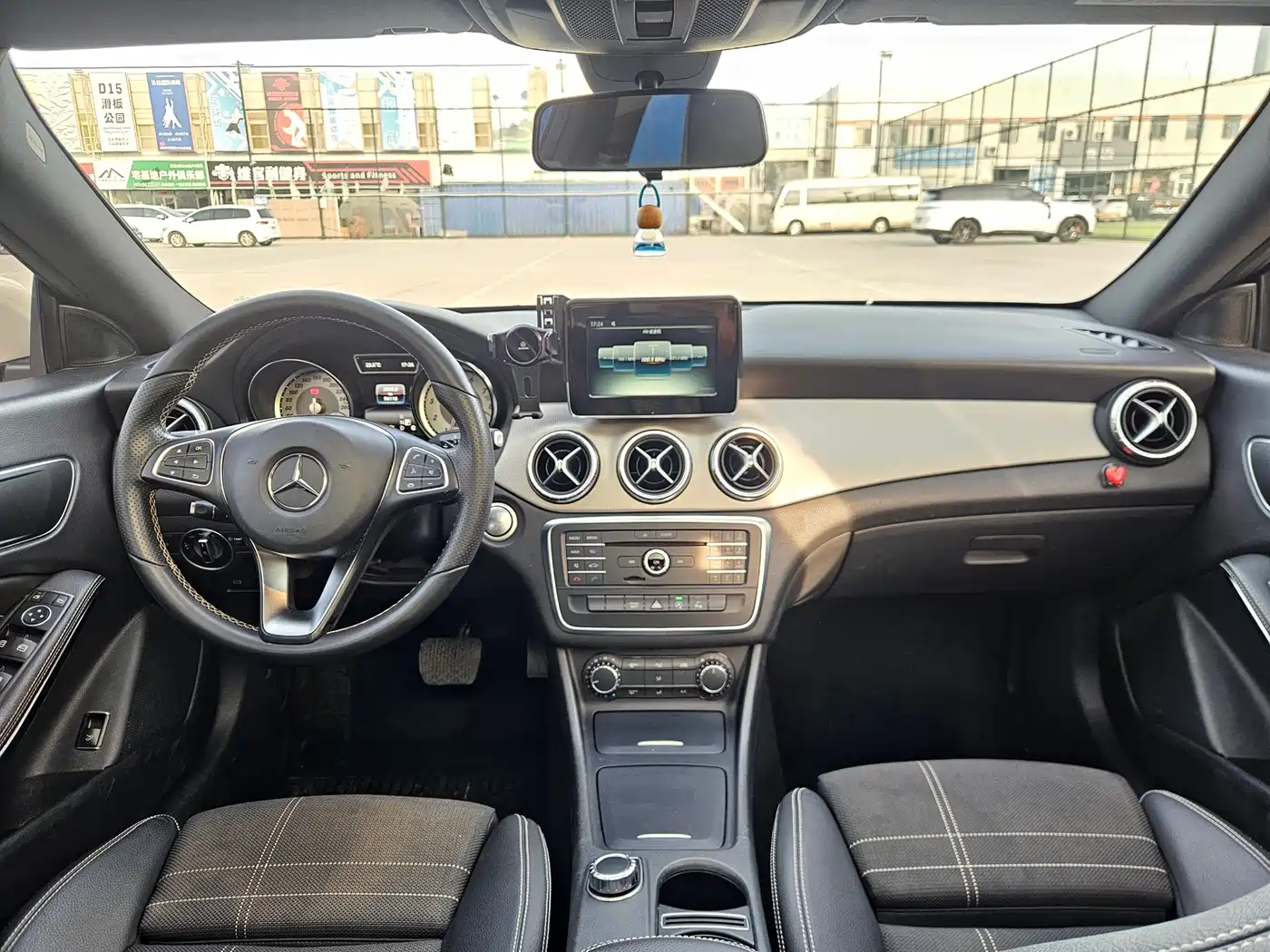 Mercedes-Benz CLA (Import) 2016 Facelift CLA 200 Sport фото 16
