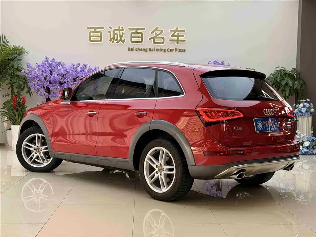 Audi Q5 2017 Plus 40 TFSI Technology фото 6