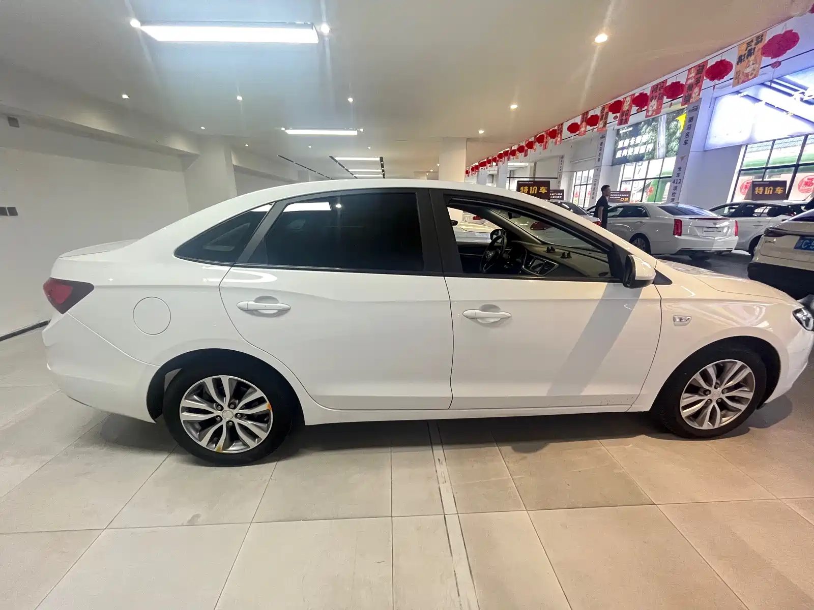 Фото 4 - Buick Excelle