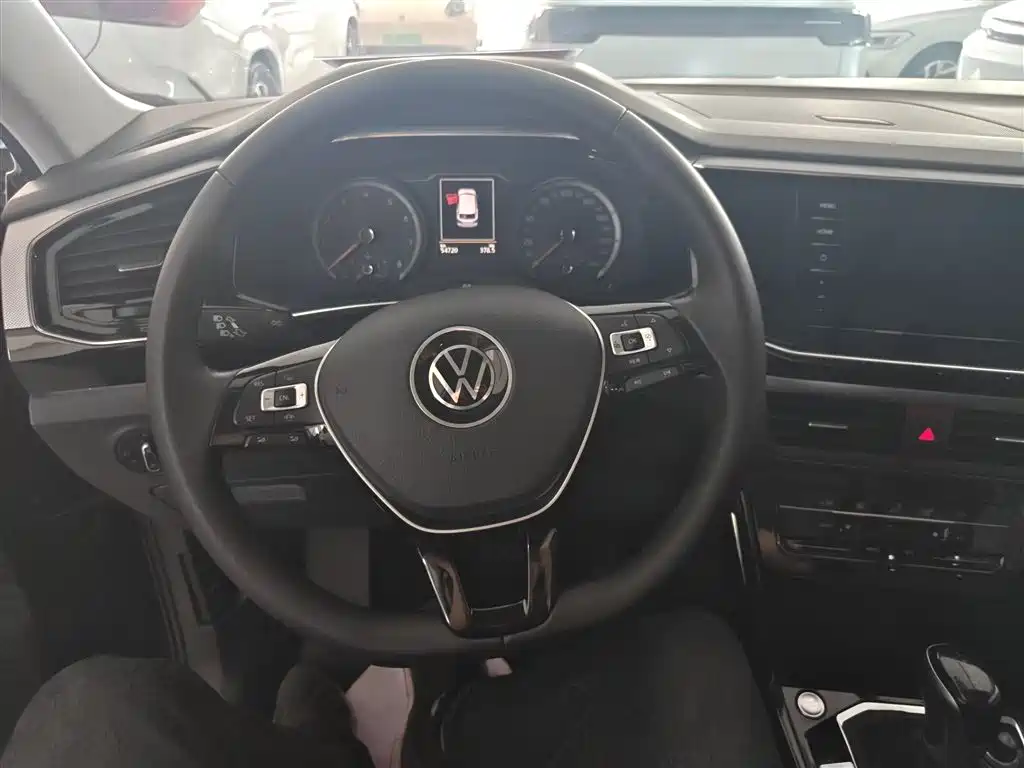 Volkswagen Tayron 2020 330TSI 2WD Luxury Smart Edition фото 3