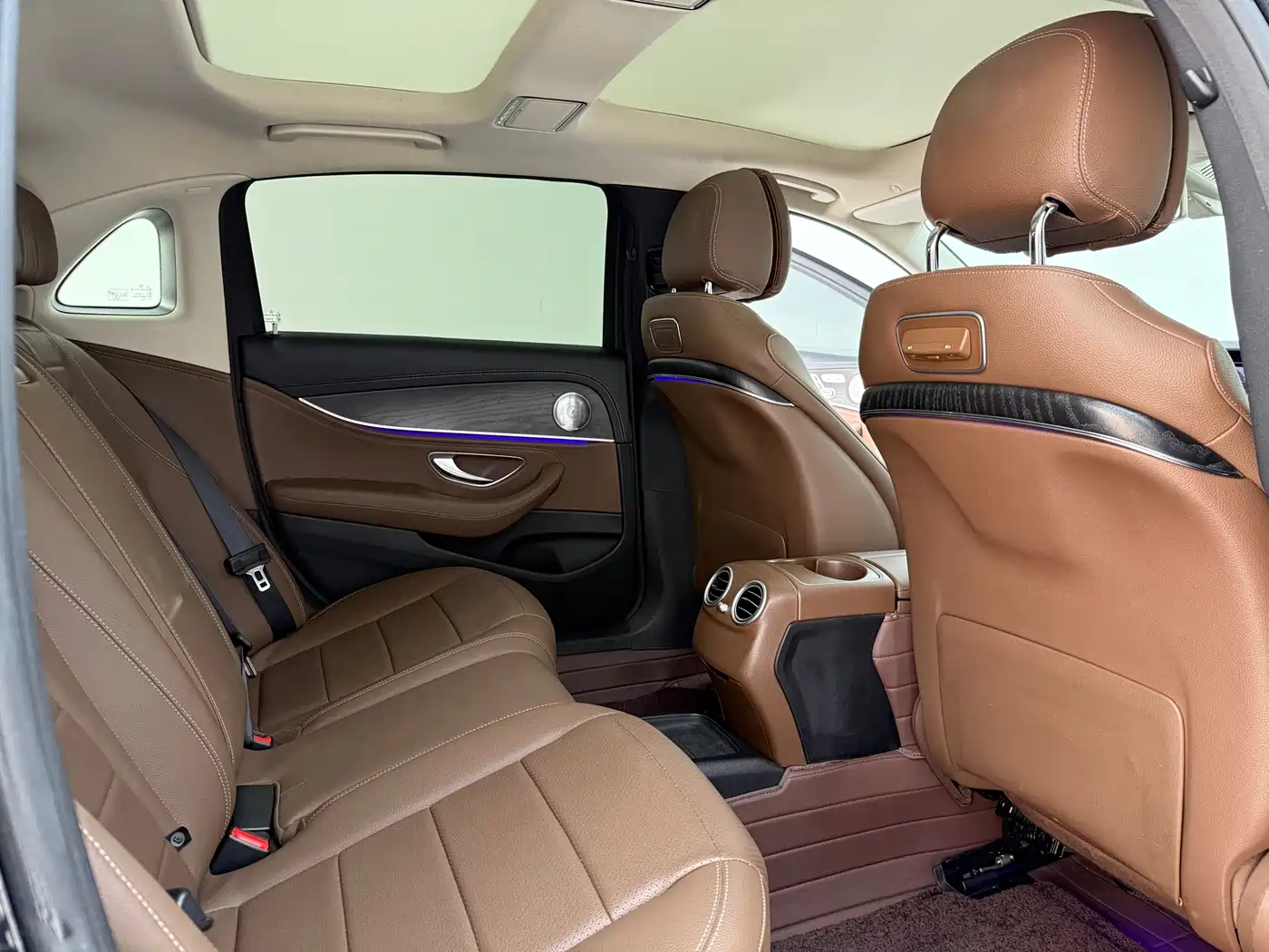 Mercedes-Benz E-Class 2020 E 300 L Fashion фото 13