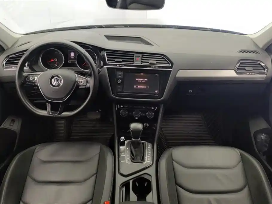 Volkswagen Tiguan L 2017 330TSI Automatic 2WD Luxury Edition фото 12