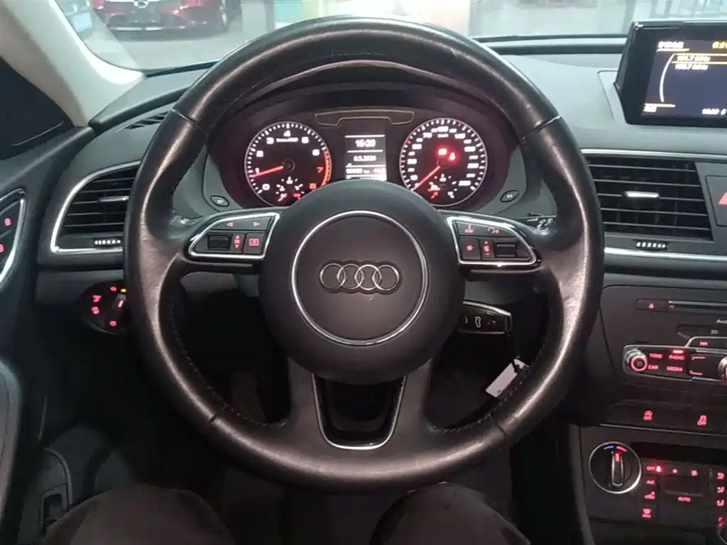 Audi Q3 2017 30 TFSI Fashion фото 11