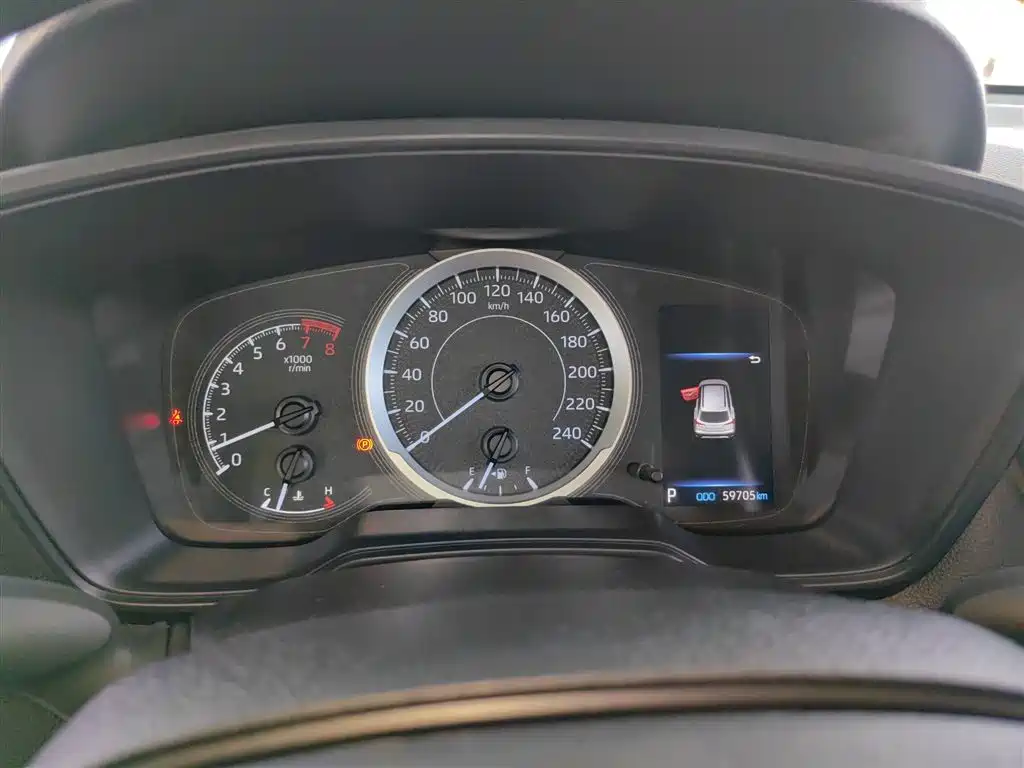 Toyota Corolla Cross 2022 2.0L Pioneer Edition фото 8