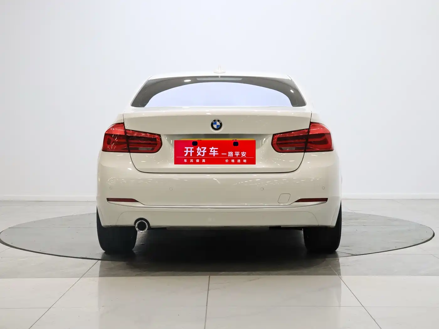 BMW 3 Series 2018 318Li фото 19