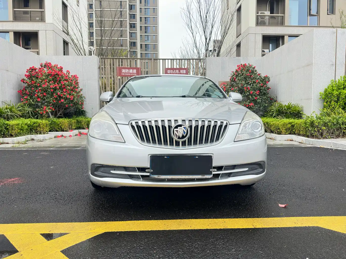 Buick Excelle 2015 1.5L Automatic Classic фото 2