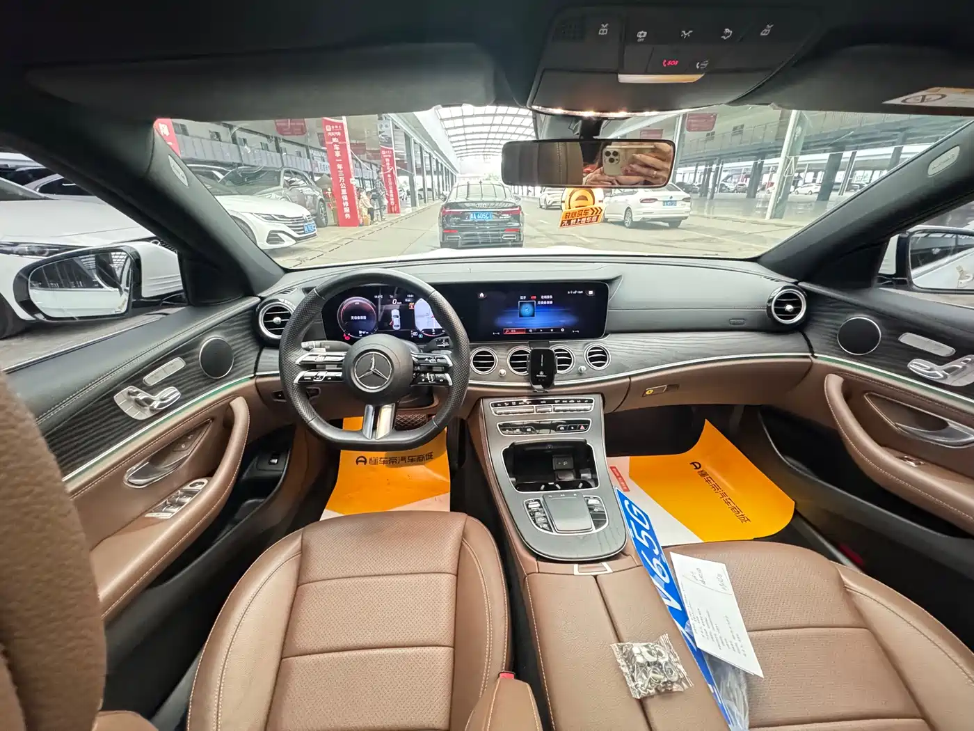 Mercedes-Benz E-Class 2023 E 300 L Sport Fashion фото 10