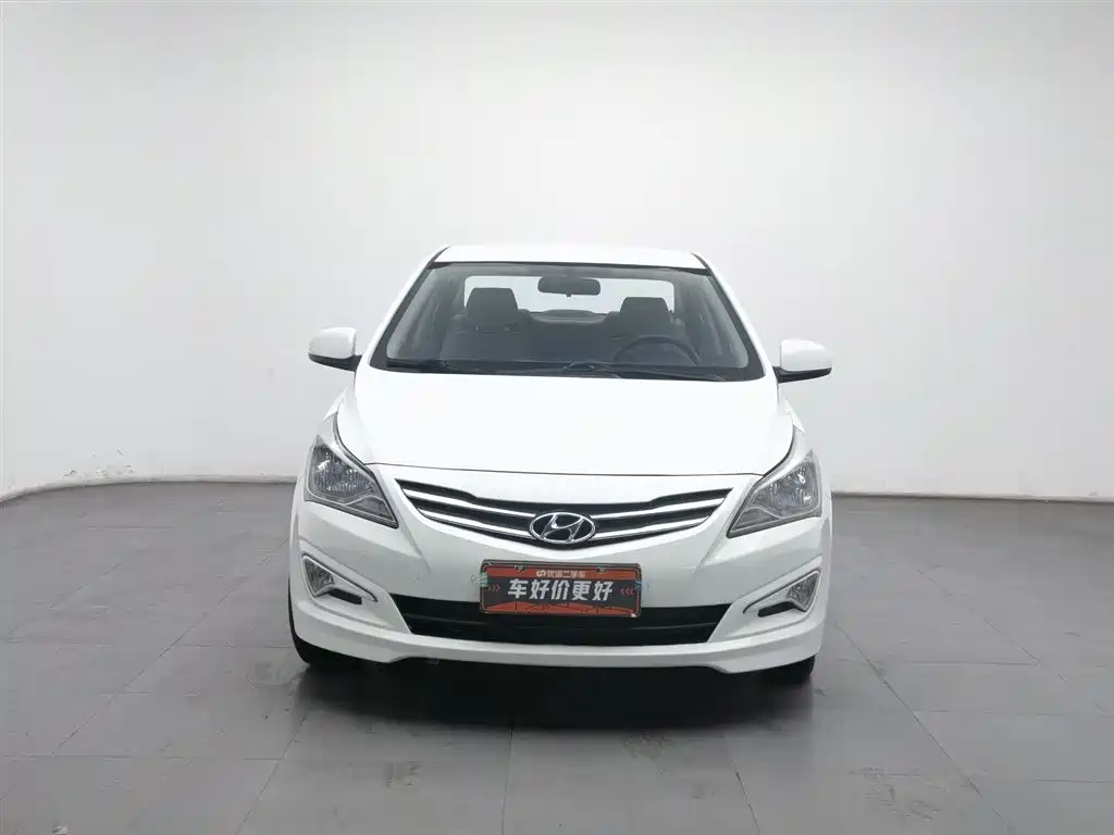 Hyundai Verna 2014 1.4L Automatic Smart GLS фото 3