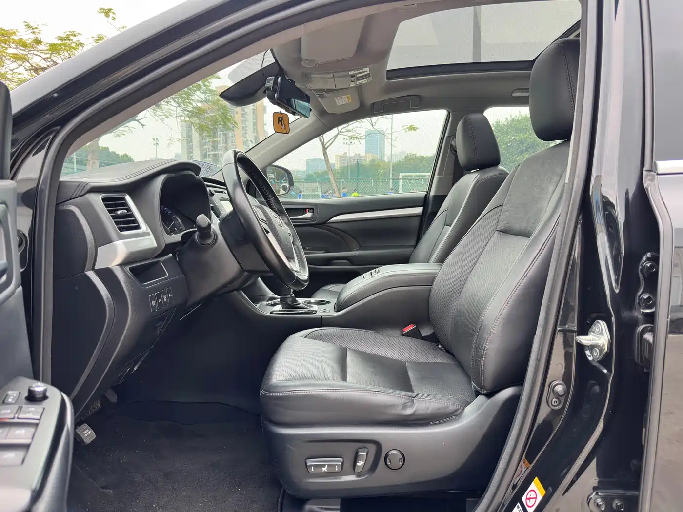 Toyota Highlander 2018 2.0T 2WD Luxury 7-Seater China VI фото 8