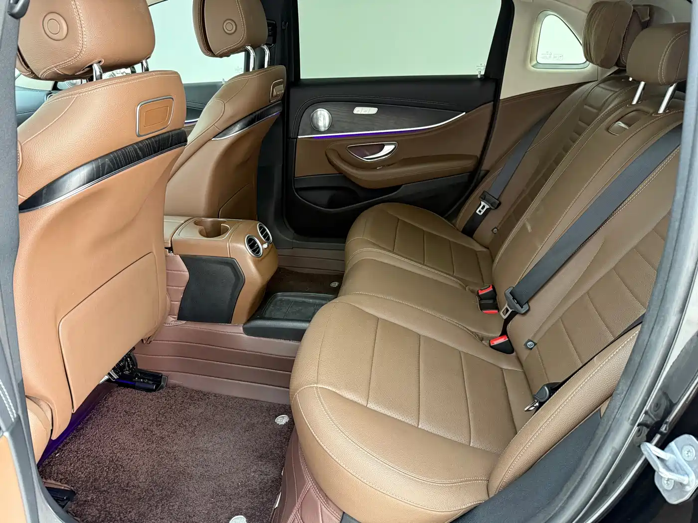 Mercedes-Benz E-Class 2020 E 300 L Fashion фото 7
