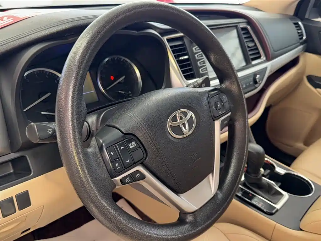 Toyota Highlander 2015 2.0T FWD Elite Edition 5-seater фото 9