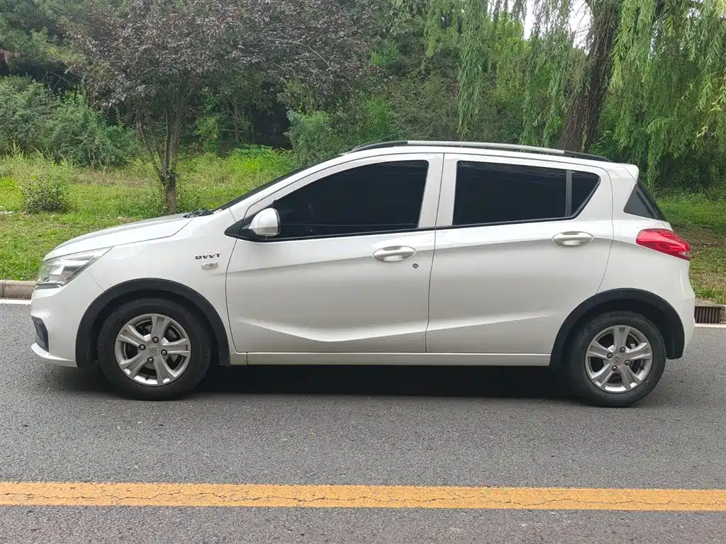 Baojun 310 2018 2017 1.5L Auto Comfort