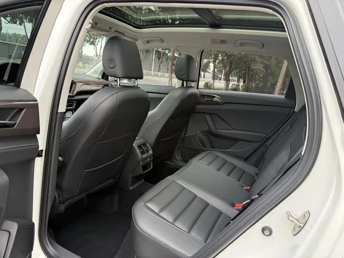 Volkswagen Tharu, миниатюра 8