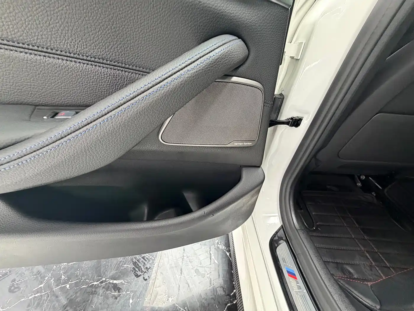 BMW 5 Series (Import) 2020 530i M Sport Package фото 5