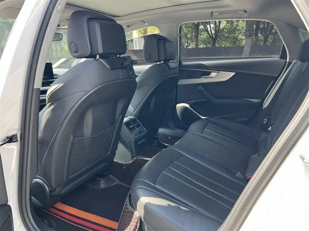 Audi A4L 2022 40 TFSI Luxury Dynamic фото 15