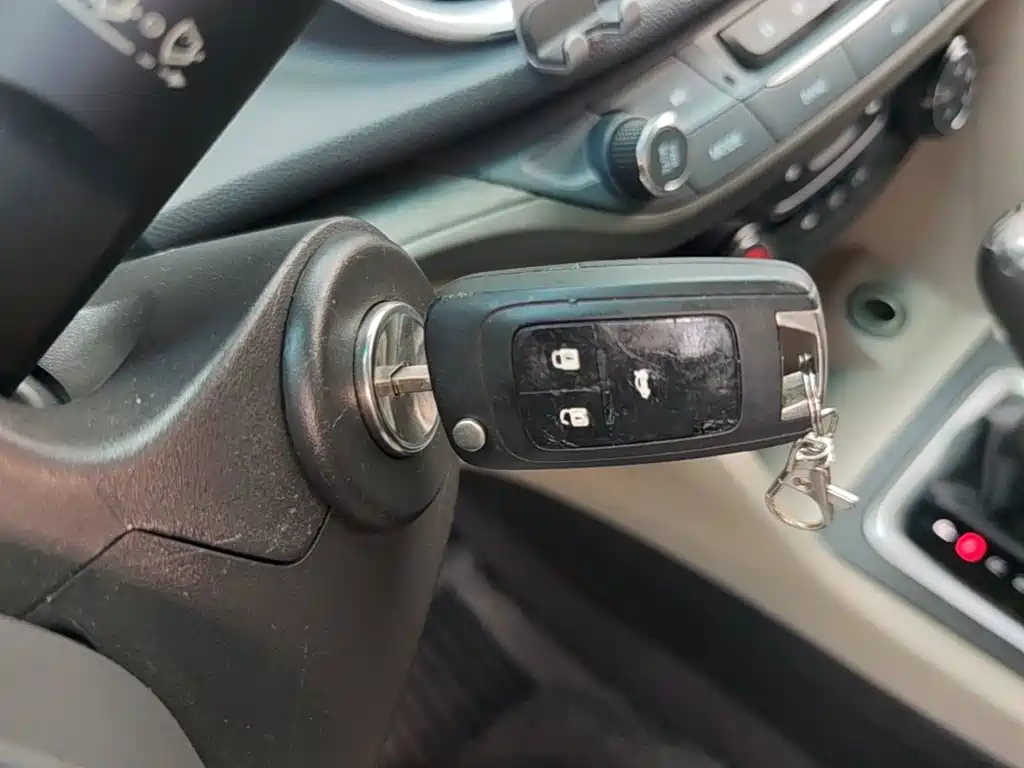 Фото 9 - Buick Excelle
